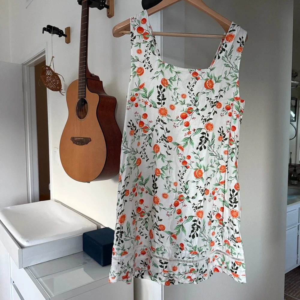 Joie Floral white Mini Dress with oranges fruit pattern - Picture 2 of 3